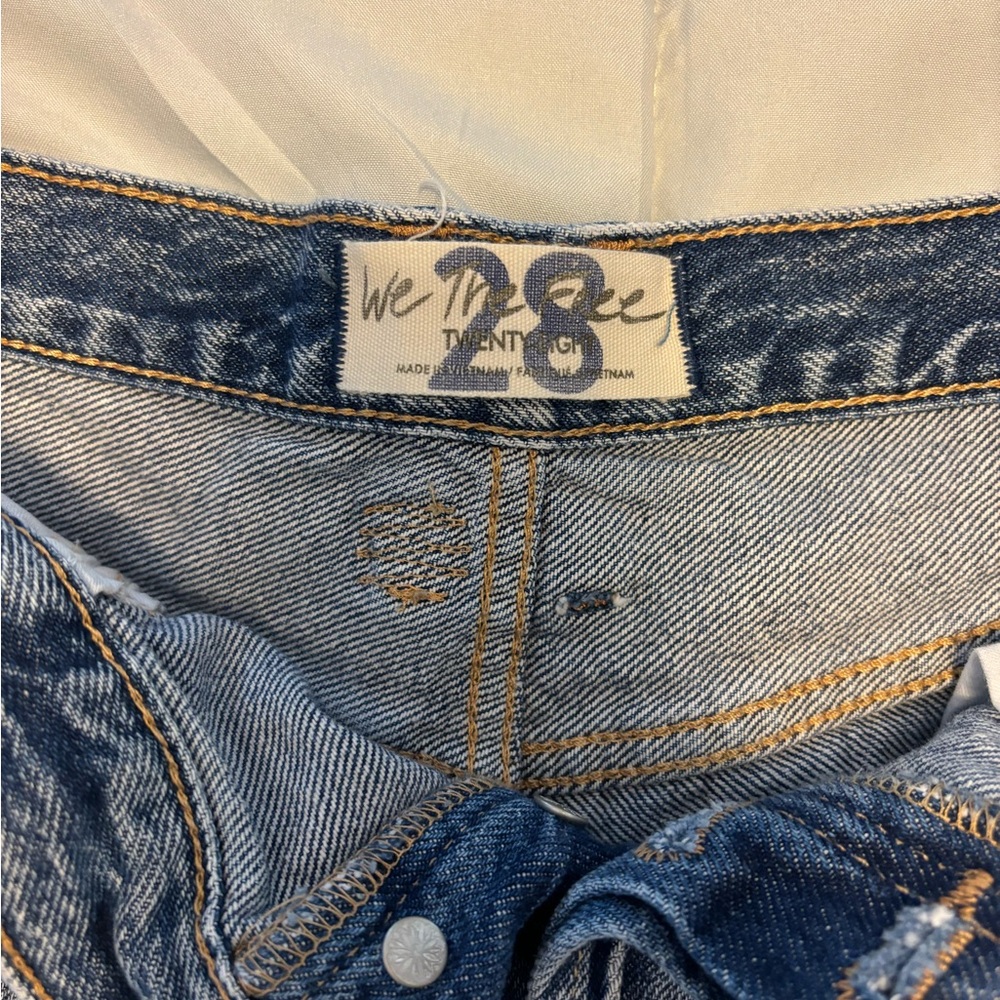 We the Free :: Jean shorts (distressed)